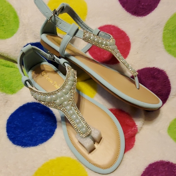 HP🏆 New Sky Blue Crystal & Pearl Sandals - Picture 8 of 9